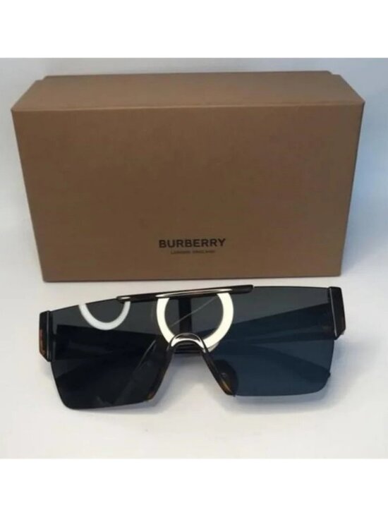 ?- Authentic New BurberryBE4291 - 300287 Oversize  Sunglasses main image 6
